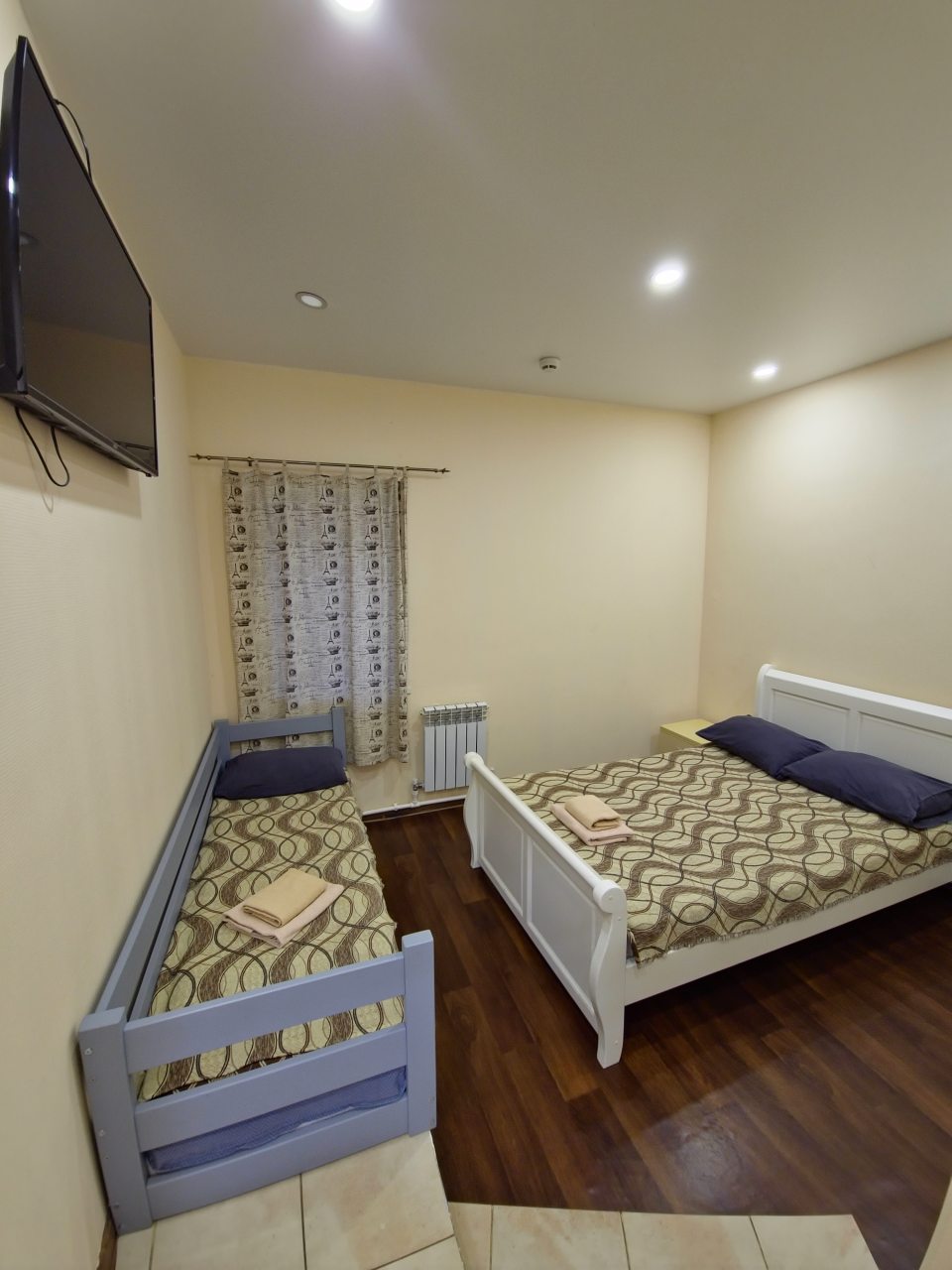 Трехместный номер категории Стандарт.
Удобства в номера.