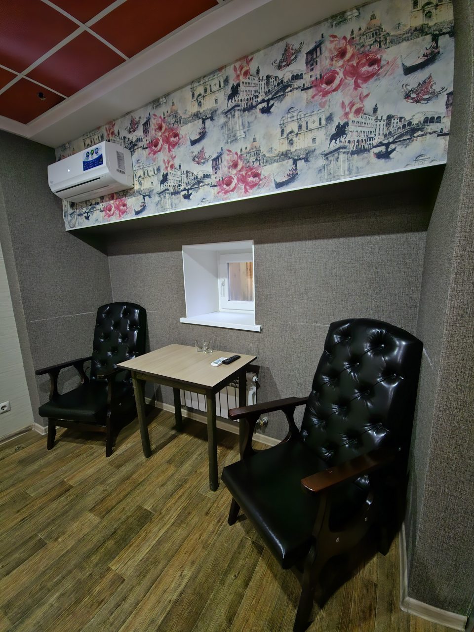 Двухместный номер категории Полулюкс.
Удобства в номера.