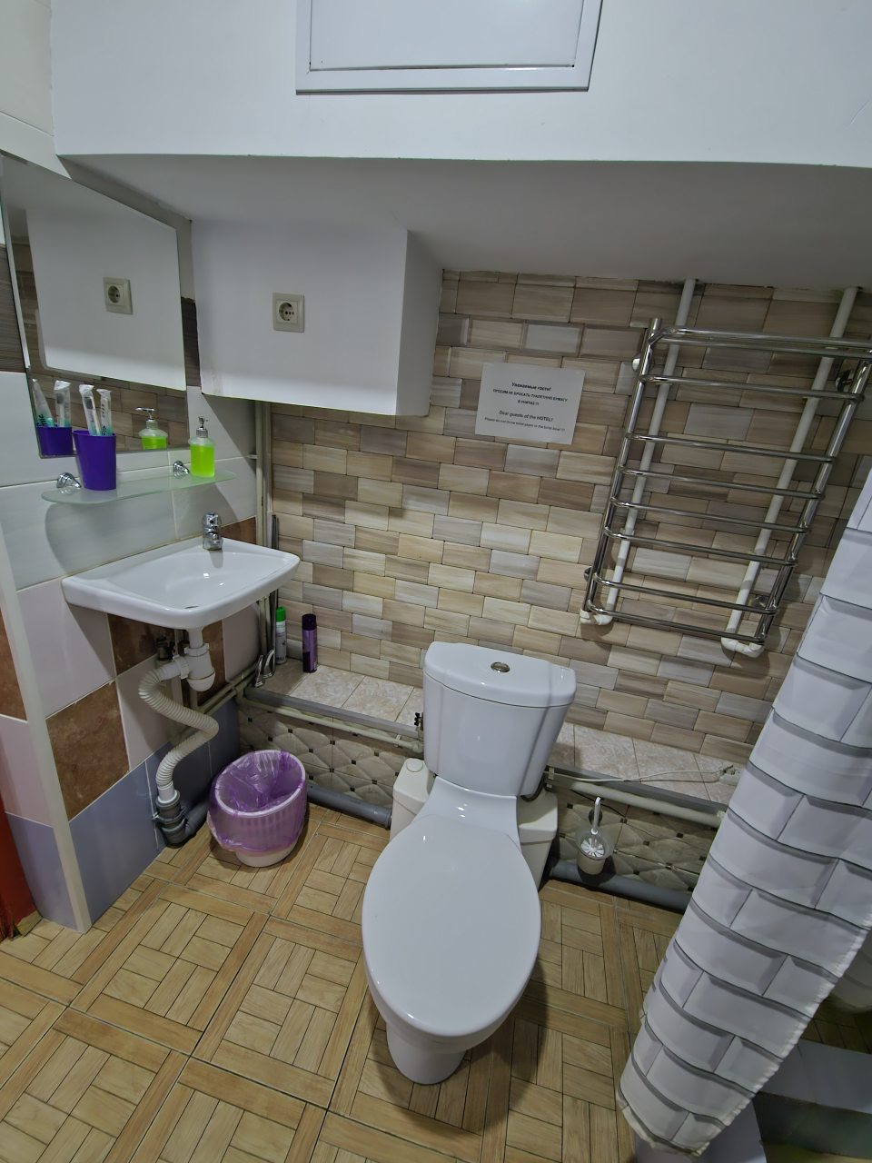 Двухместный номер категории Полулюкс.
Удобства в номера.