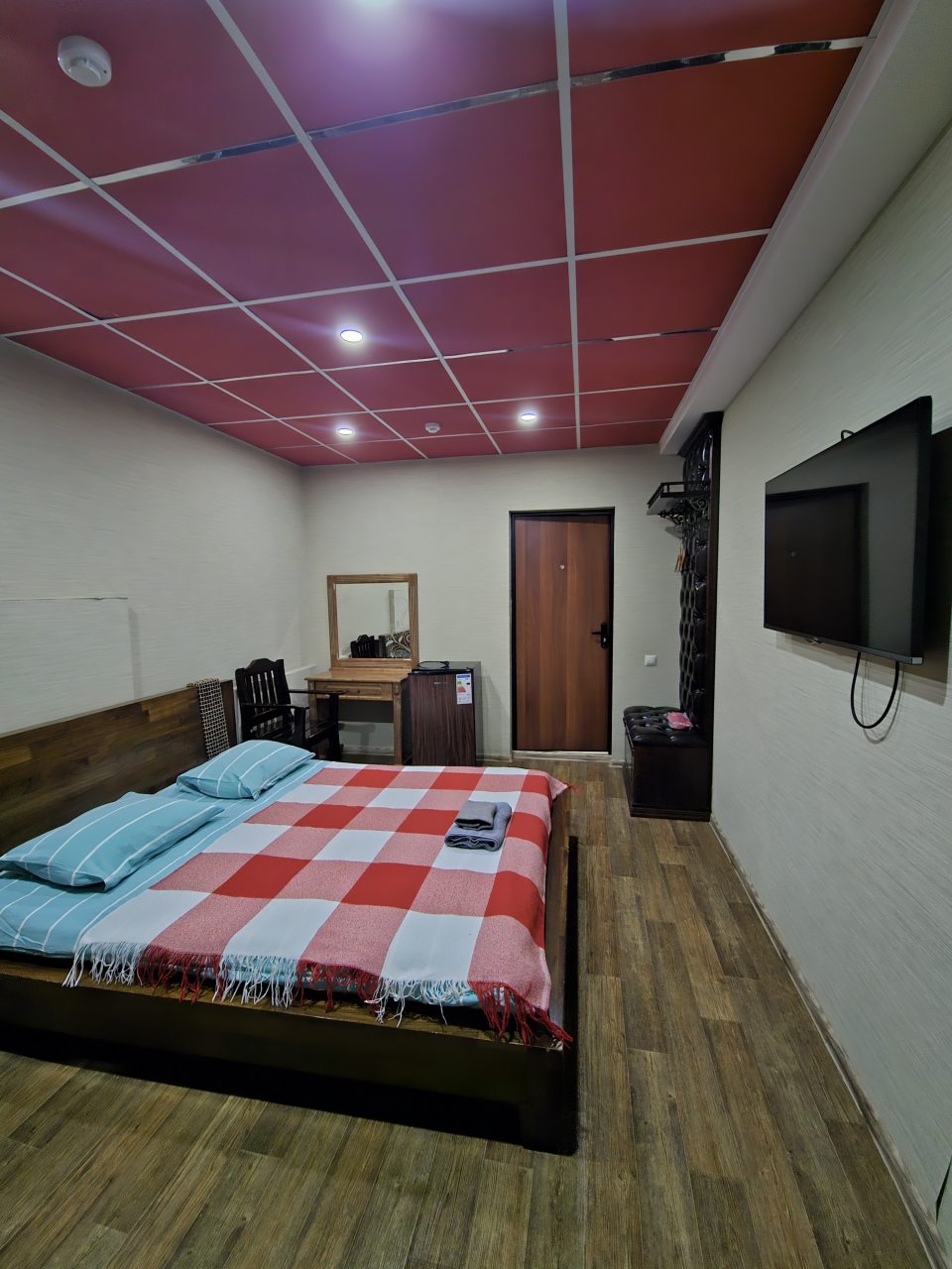 Двухместный номер категории Полулюкс.
Удобства в номера.