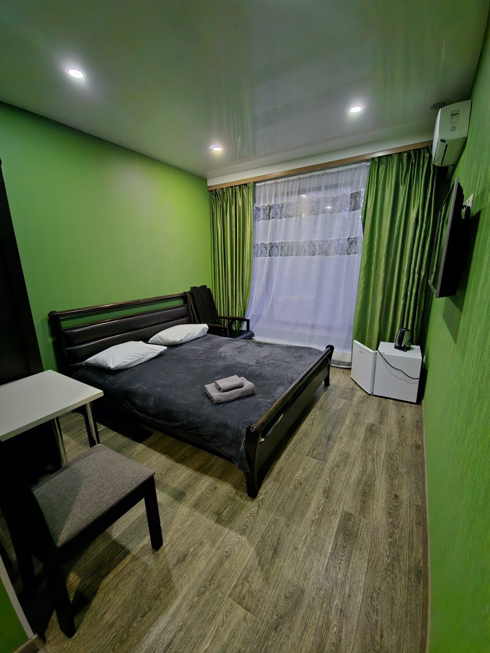 Двухместный номер категории Люкс.
Удобства в номера.