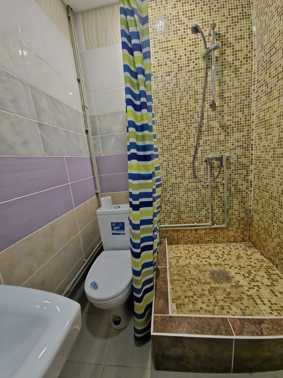 Двухместный номер категории Люкс.
Удобства в номера.