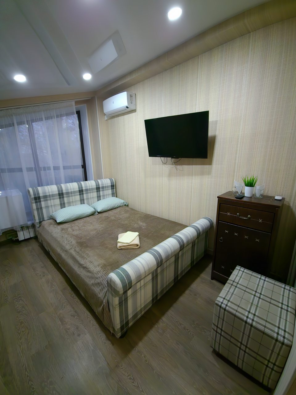 Двухместный номер категории Люкс.
Удобства в номера.