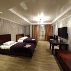 Трехместный номер Президентский люкс.
Удобства в номера.