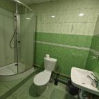 Трехместные апартаменты.
Удобства в номера. 
Кухня в номере.