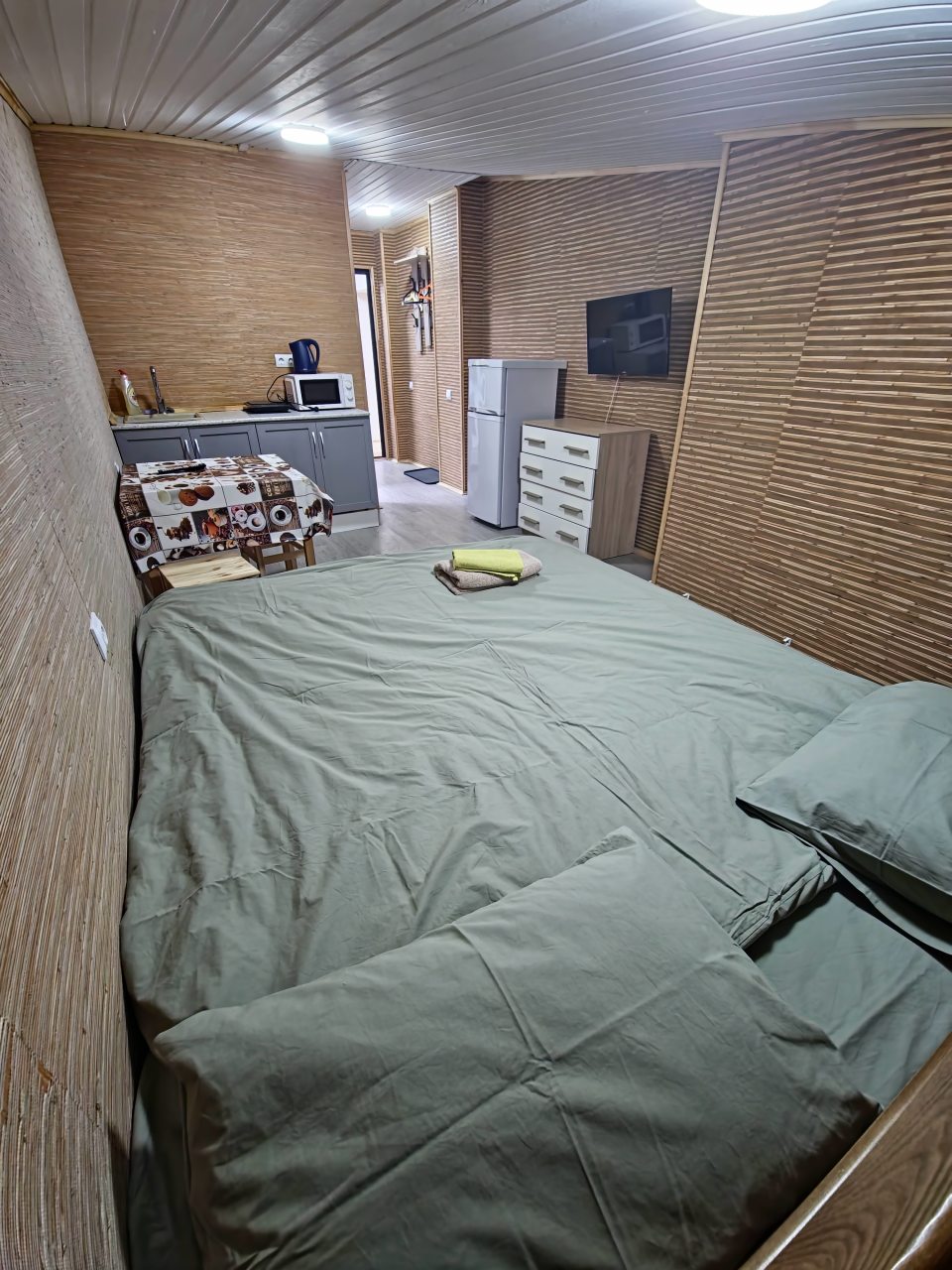 Двухместные апартаменты.
Удобства в номера. 
Кухня в номере.