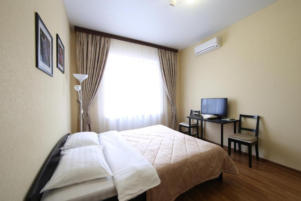 Двухместный (Классический двухместный номер с 1 кроватью) отеля Smart People Eco Hotel, Краснодар