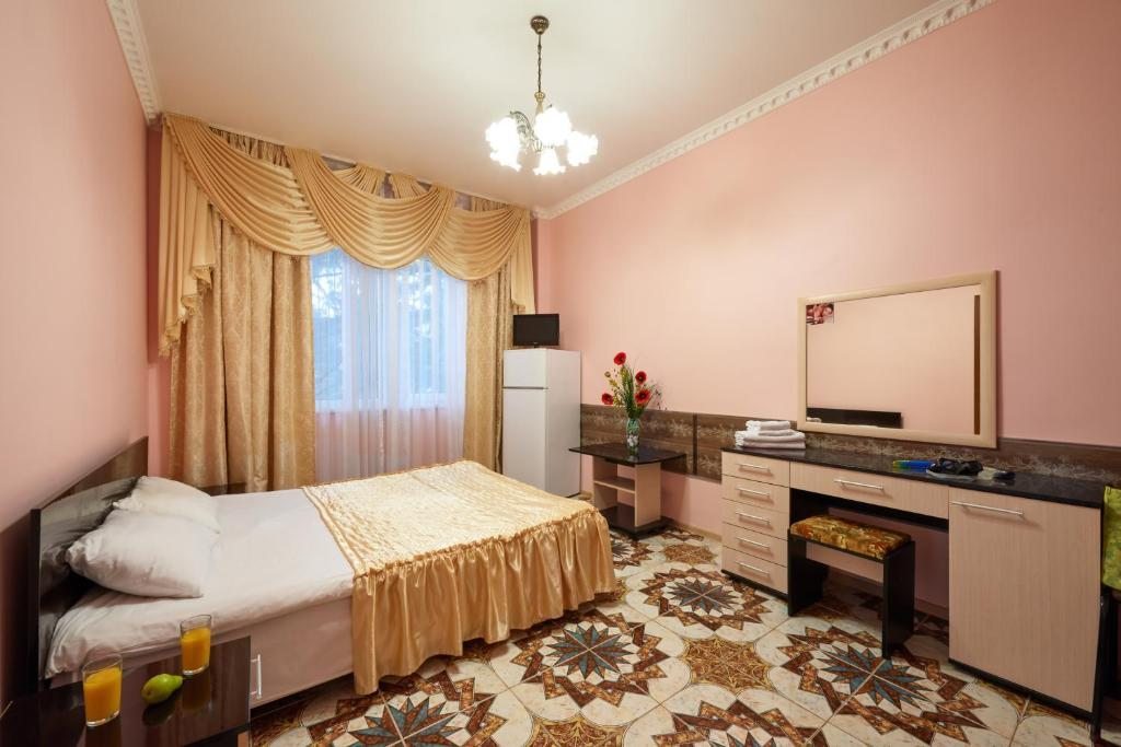 Сьюит (Люкс с 2 спальнями) отеля Иордан, Ольгинка