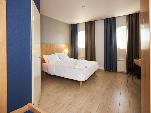 Фотография номера гостиницы Ибис Сибирь Омск