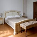 Двухместный (Делюкс номер с двуспальной кроватью), Отель Абсолют