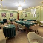 Ресторан "60-11", Гостевой дом Императоръ