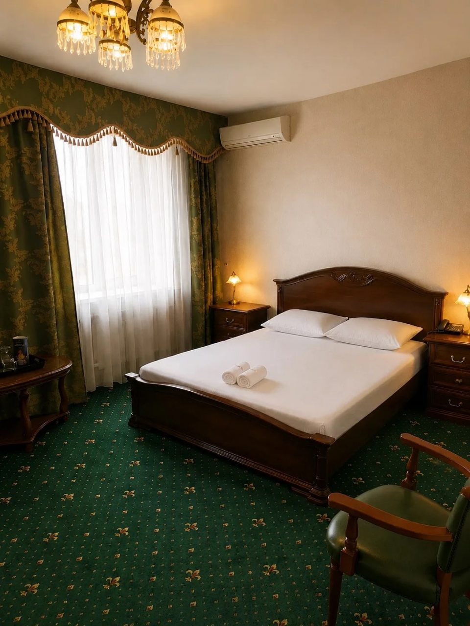 Сюит (Джуниор), Гостиница Тула