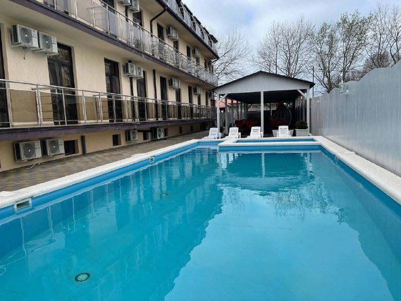 Подогреваемый бассейн для взрослых, Курортный отель Акварель