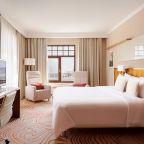 Люкс (Бизнес с 1 кроватью «King size»), Отель Grand Autograph Hotel Novosibirsk