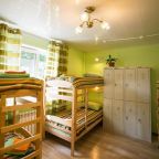 Номер (Кровать в общем 8-местном номере для мужчин), Хостел Koenig Hostel