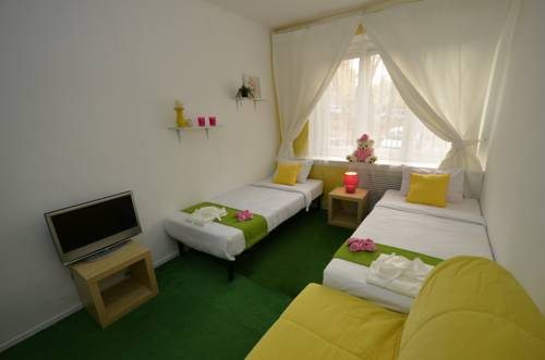Двухместный (Улучшенный с 2 раздельными кроватями) мини-отеля Лето&Зеленая Роща, Екатеринбург