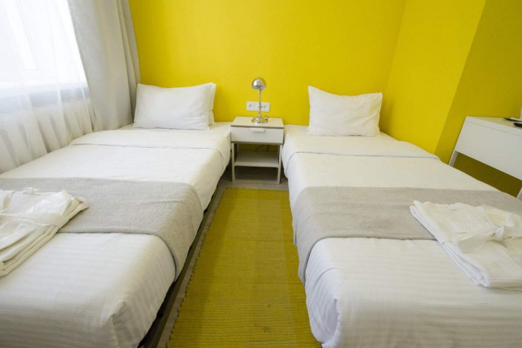Двухместный (С двумя односпальными кроватями) мини-отеля Loft, Екатеринбург