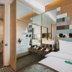De Luxe (Для людей с физическими особенностями), Отель Мрия