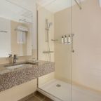 Двухместный (Номер Делюкс с 1 кроватью размера «king-size»), Отель CORT INN Nizhny Novgorod City Center