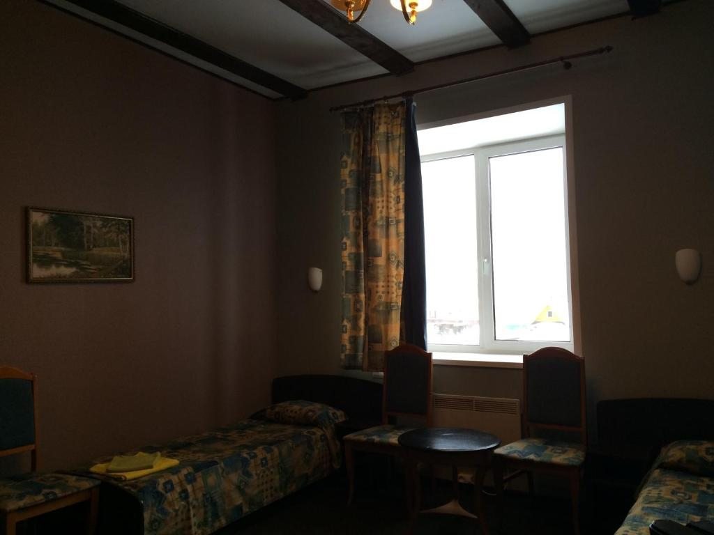 Трёхместный и более (трехместный номер) отеля На Волге, Рыбинск