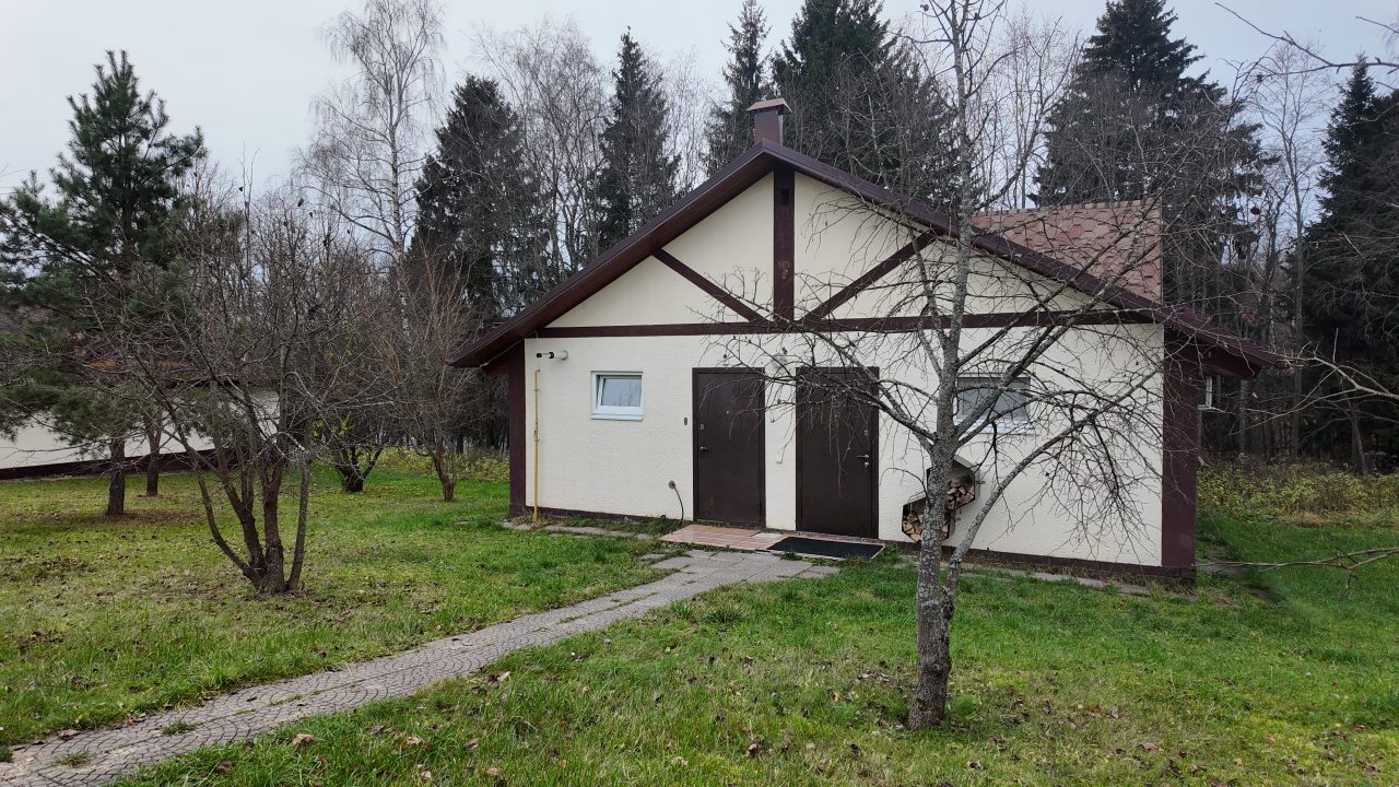 Люкс (Семейный с камином), База отдыха Иволга