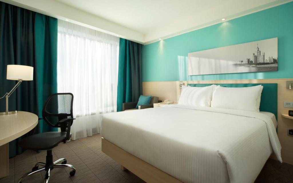 Двухместный (Номер с кроватью размера «queen-size»), Отель Hampton by Hilton Moscow Strogino