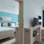 Двухместный (Двухместный номер с 2 отдельными кроватями), Отель Hampton by Hilton Moscow Strogino