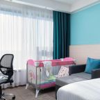 Семейный (Смежный семейный номер), Отель Hampton by Hilton Moscow Strogino