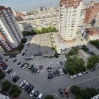 Детская площадка на улице, Апартаменты Аврора