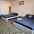 Апартаменты (Шестиместные двухкомнатные), Апартаменты Аврора