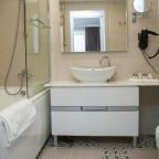Ванная комната в номере отеля Lada-Resort 4*, Тольятти 