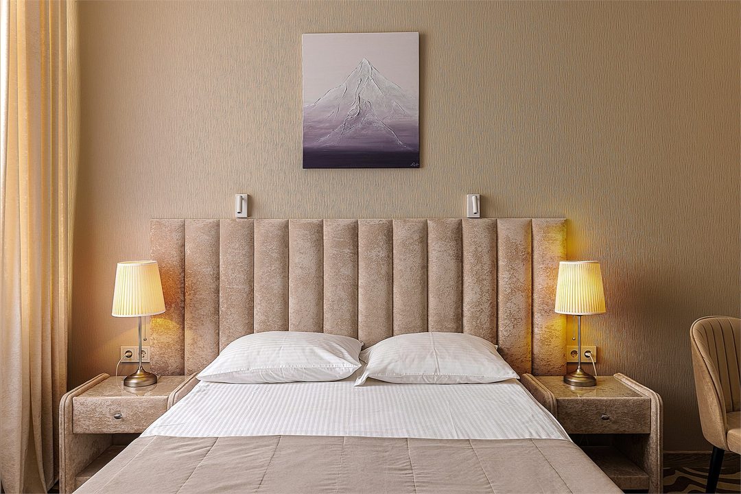 Одноместный (Бизнес-класс), Гостиница Чарушин