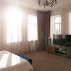 Люкс, Гостиница Чарушин