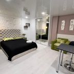 Апартаменты (Авиаторов д.38), Апартаменты на Авиаторов 38