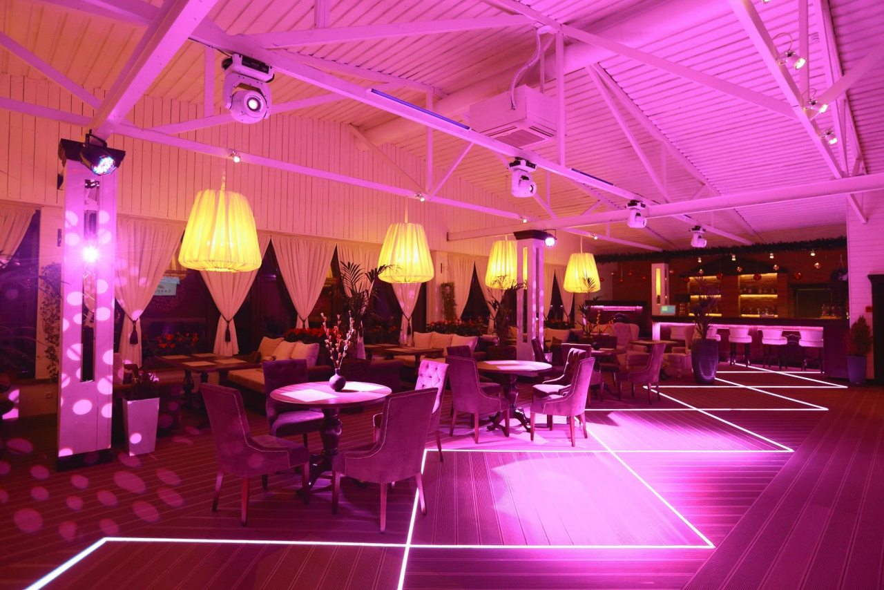 Лаундж бар Garden Bar, Гарден Спа Отель