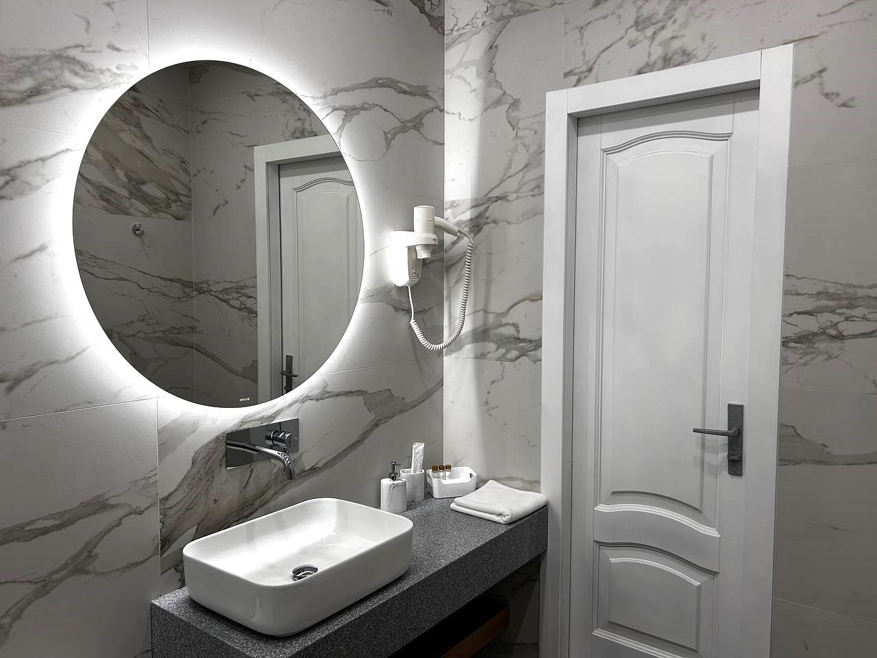 Супериор (Люкс), Гостиница Маяк на Лермонтова