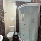 Трёхкомнатный люкс на 6 персон. Две спальни