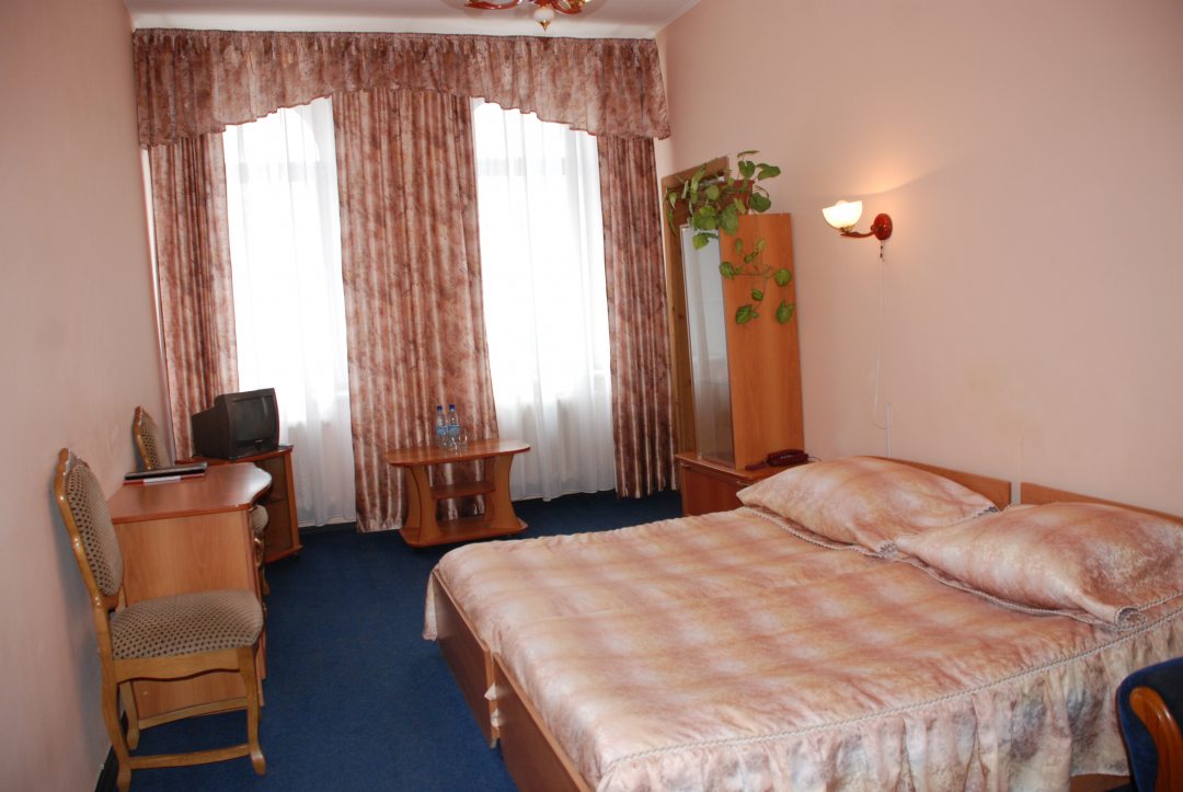 Двухместный (Улучшенный № 215) гостиницы Успенская, Углич