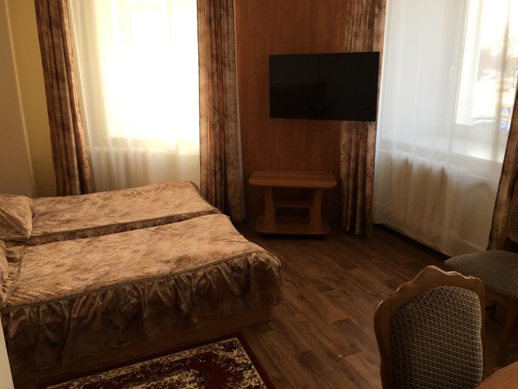 Двухместный (Компактный стандарт 1 категория № 210-211) гостиницы Успенская, Углич