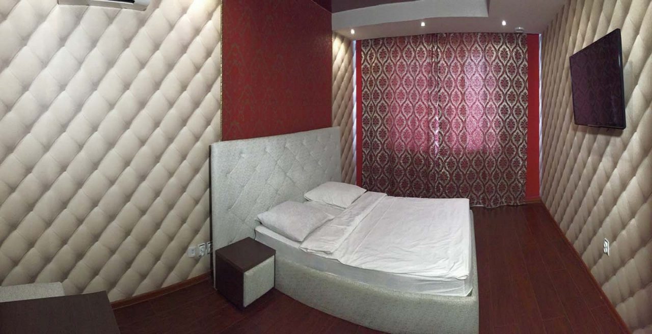 Полулюкс (С 2 отдельными кроватями), Отель Metrotel