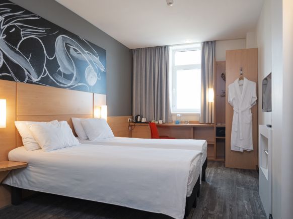 Фотография номера гостиницы Ибис Чебоксары Центр