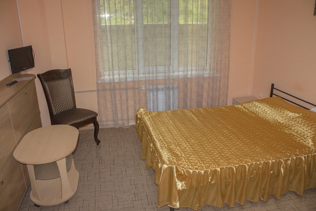 Полулюкс (1 этаж, С отдельным входом), Гостевой дом Море и Горы