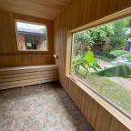 Панорамная баня на территории гостевого дома