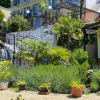 Территория гостевого дома