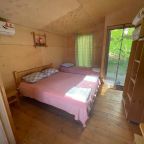 Трехместный коттедж