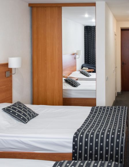 Президент-отель Дис