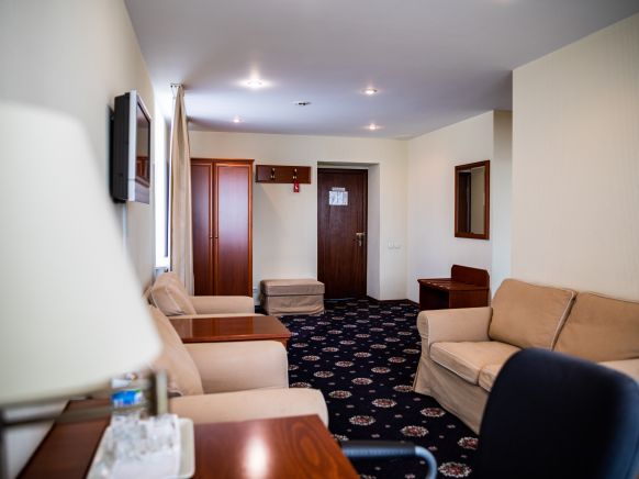 Президент-отель Дис