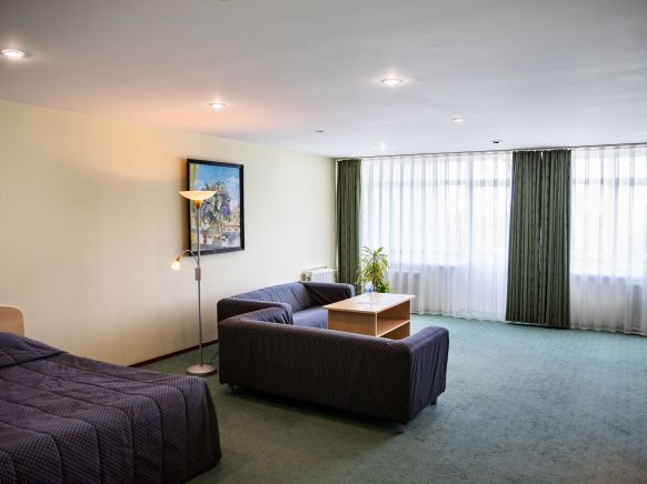 Президент-отель Дис