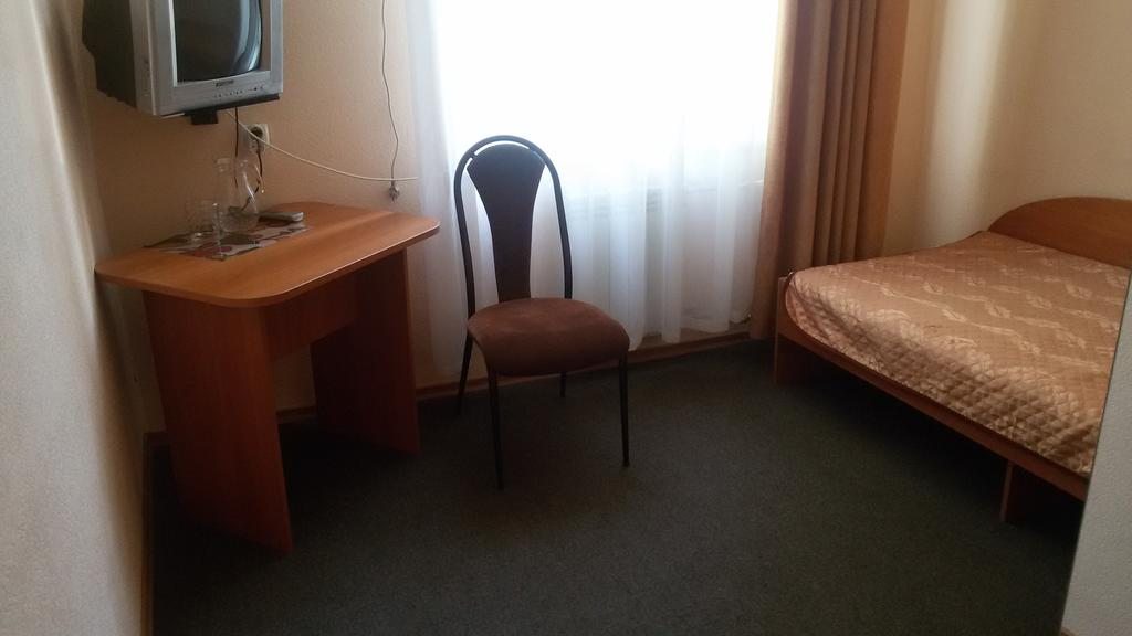 Одноместный (Стандартный одноместный номер) отеля Сосновая роща, Краснодар