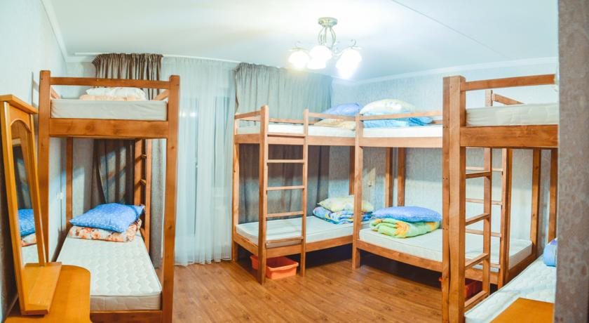 Восьмиместный (Койко-место в восьмиместном номере) хостела 74, Челябинск